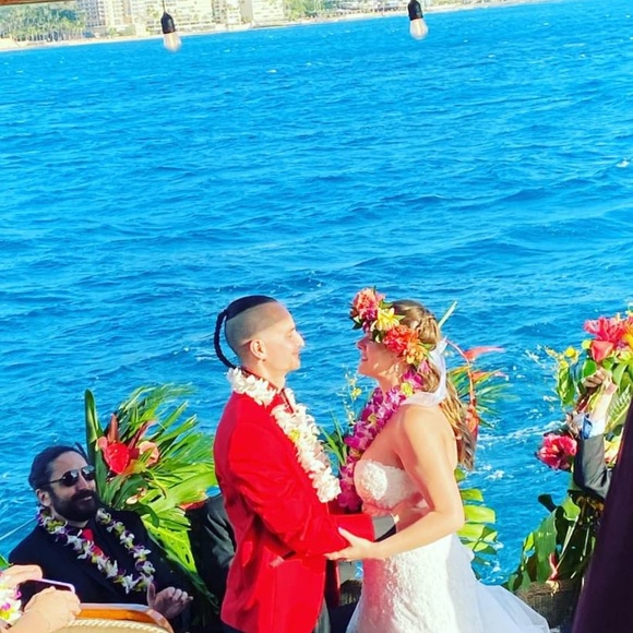 Meet your Posher, Kayla - Picture 8 of 9